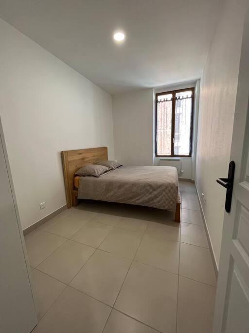 Bel Appartement A 15 Min De Lyon Saint-Fons Luaran gambar